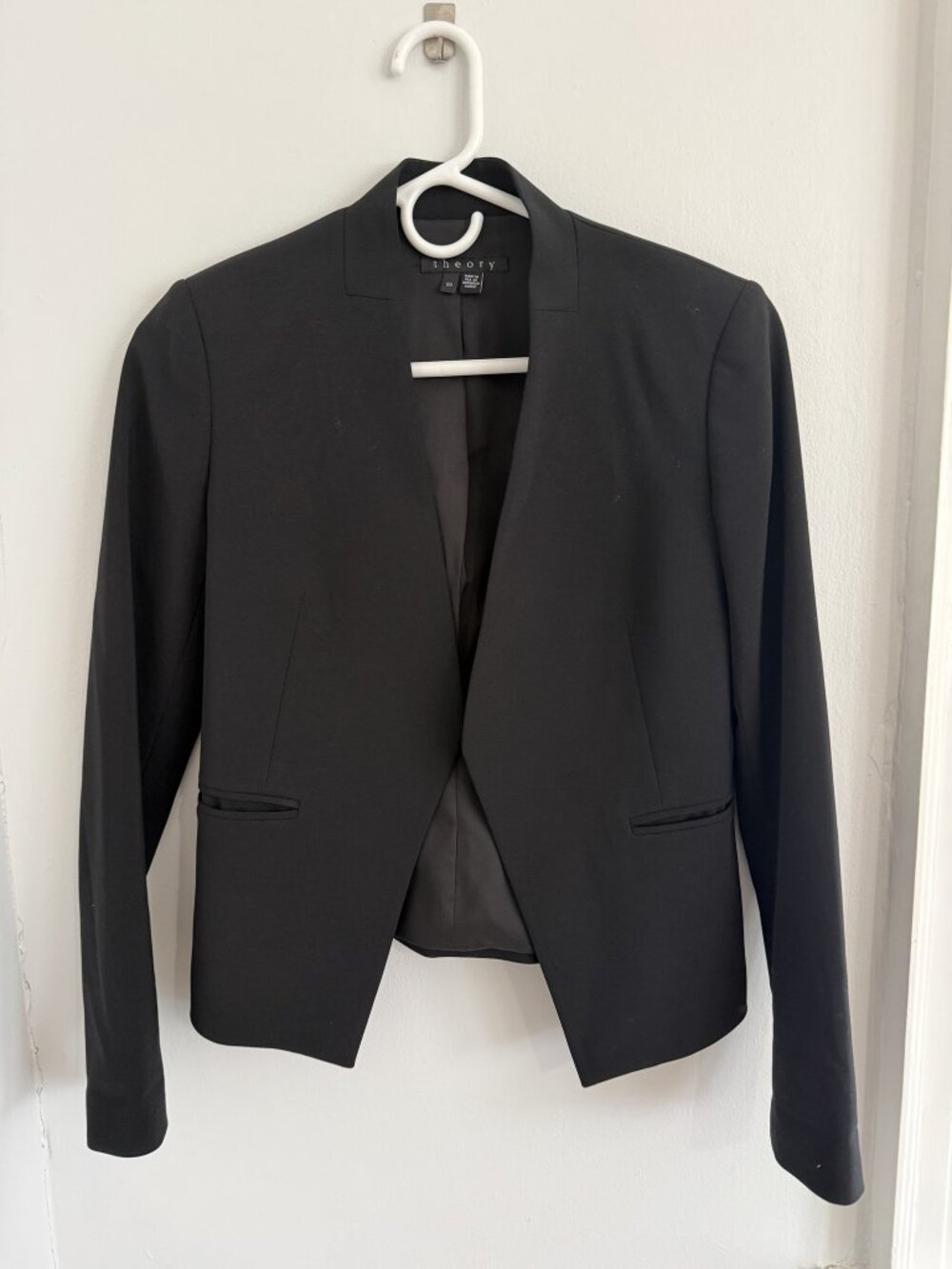 Theory Lanai Black Open-Front Blazer Size 00